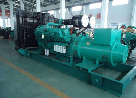 三台800kw康明斯柴油发电机组图片 三台800kw康明斯柴油发电机组图片